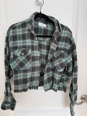 Nasty Gal Mint Green & Charcoal Plaid Cropped Shirt